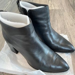 Stuart Weitzman Boots